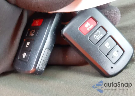 2016 Toyota Highlander Xle V6 из США, поврежденный, VIN 5TDJKRFH7GS501622